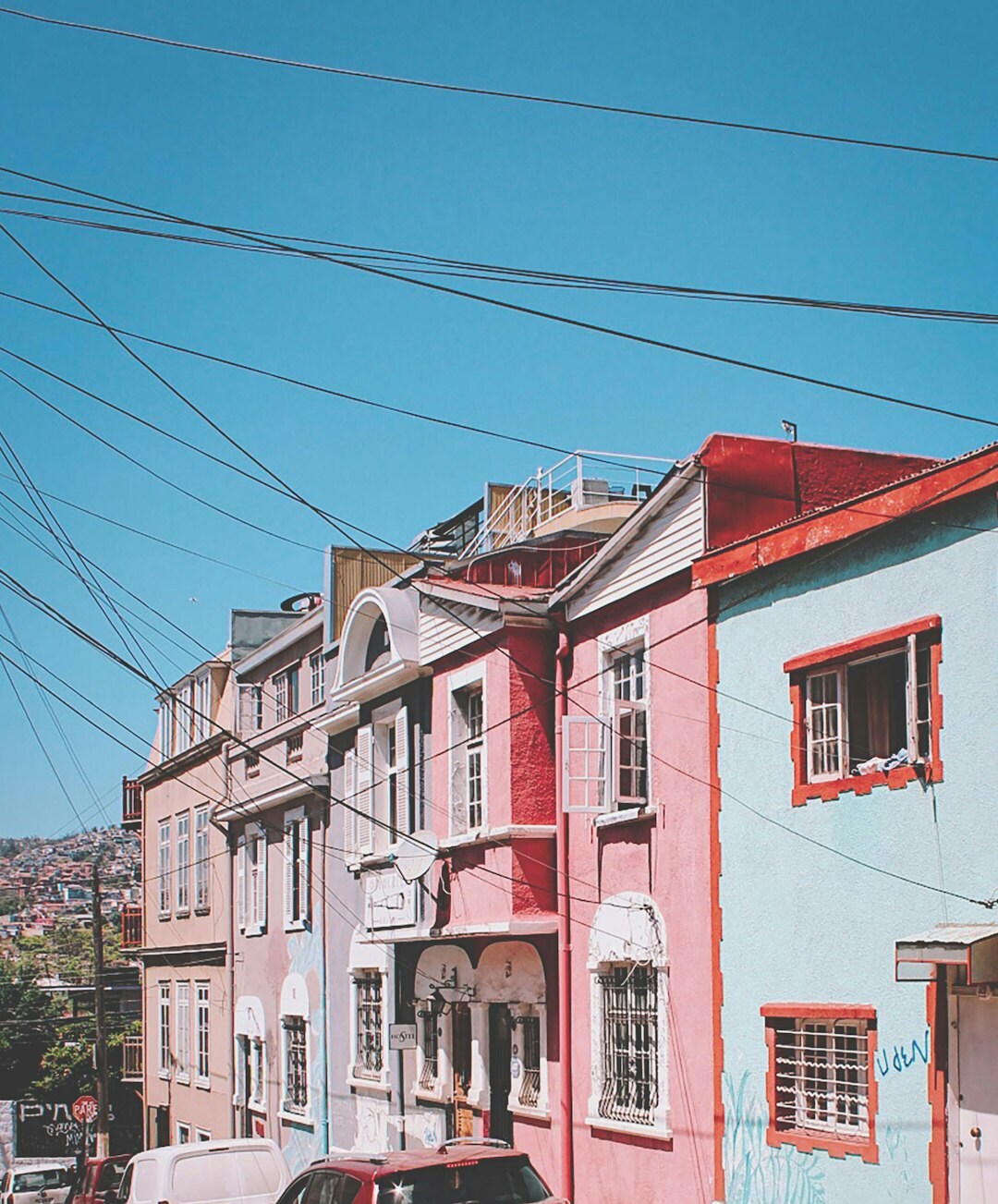 valparaiso streets chile